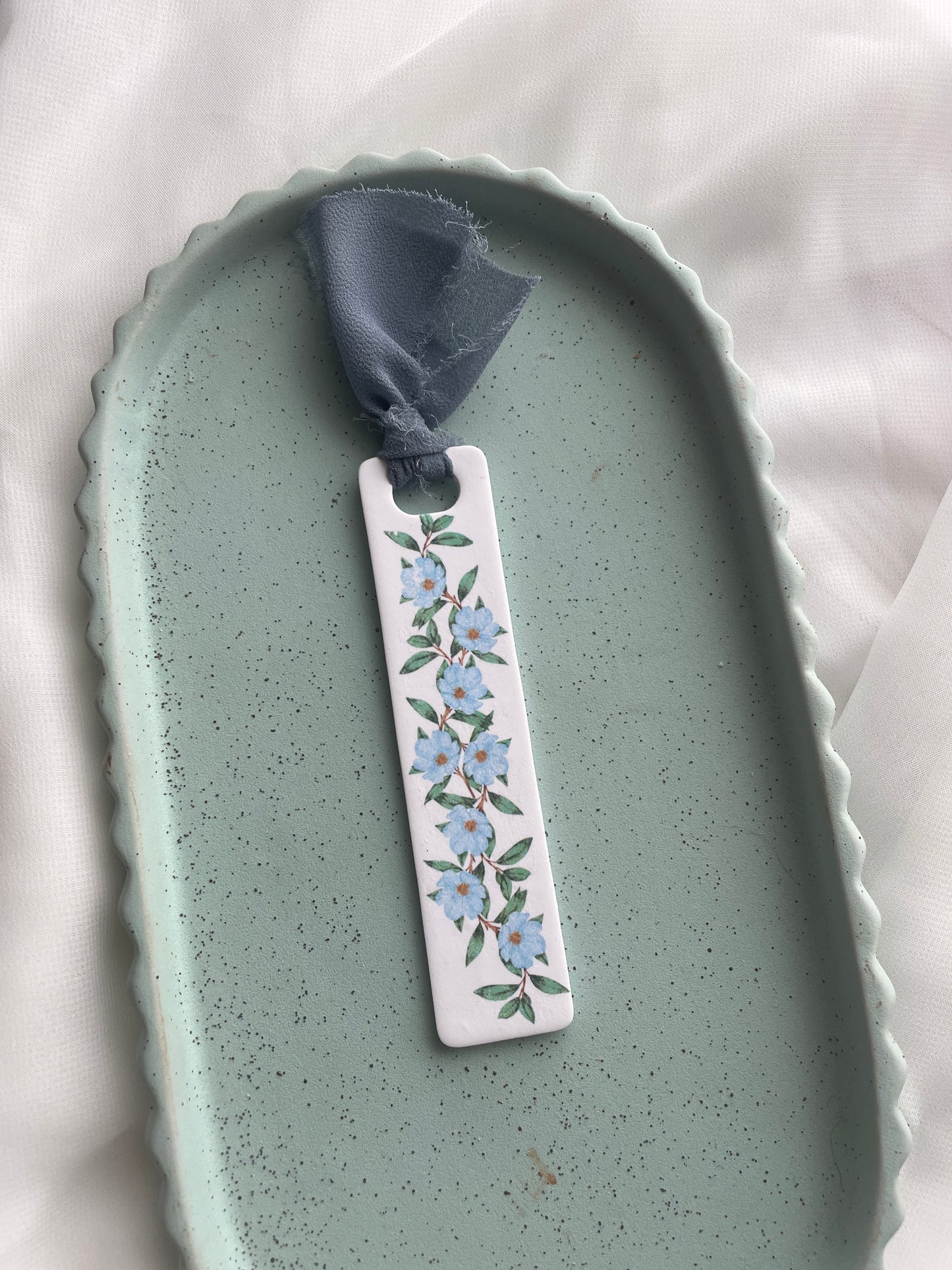 Antique Floral Bookmarks (JKL)