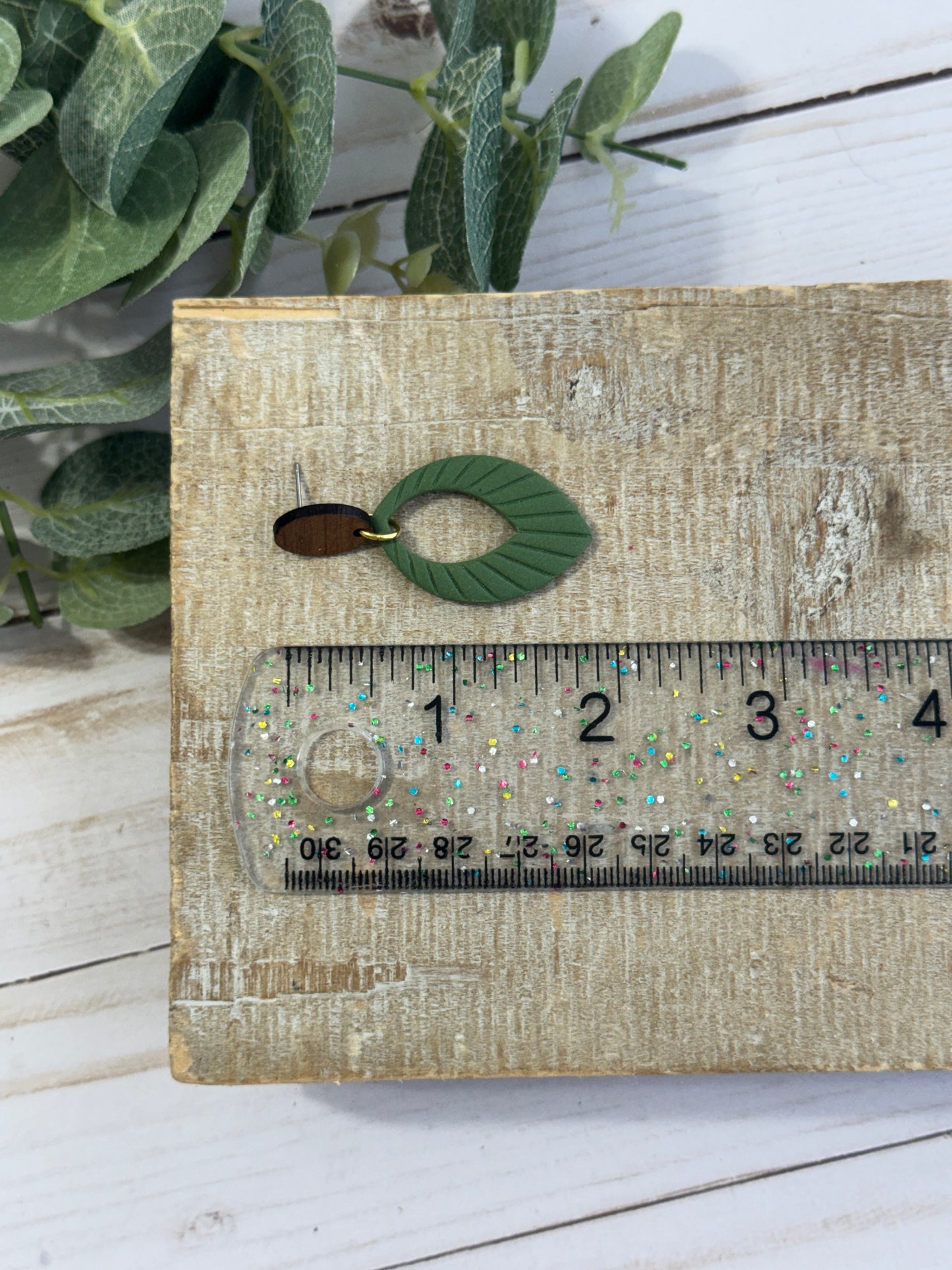 Embossed Green Dangles
