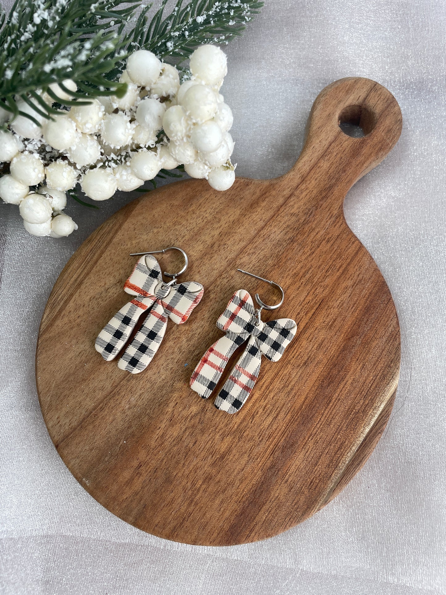 Plaid Bow Huggies - Wholesale