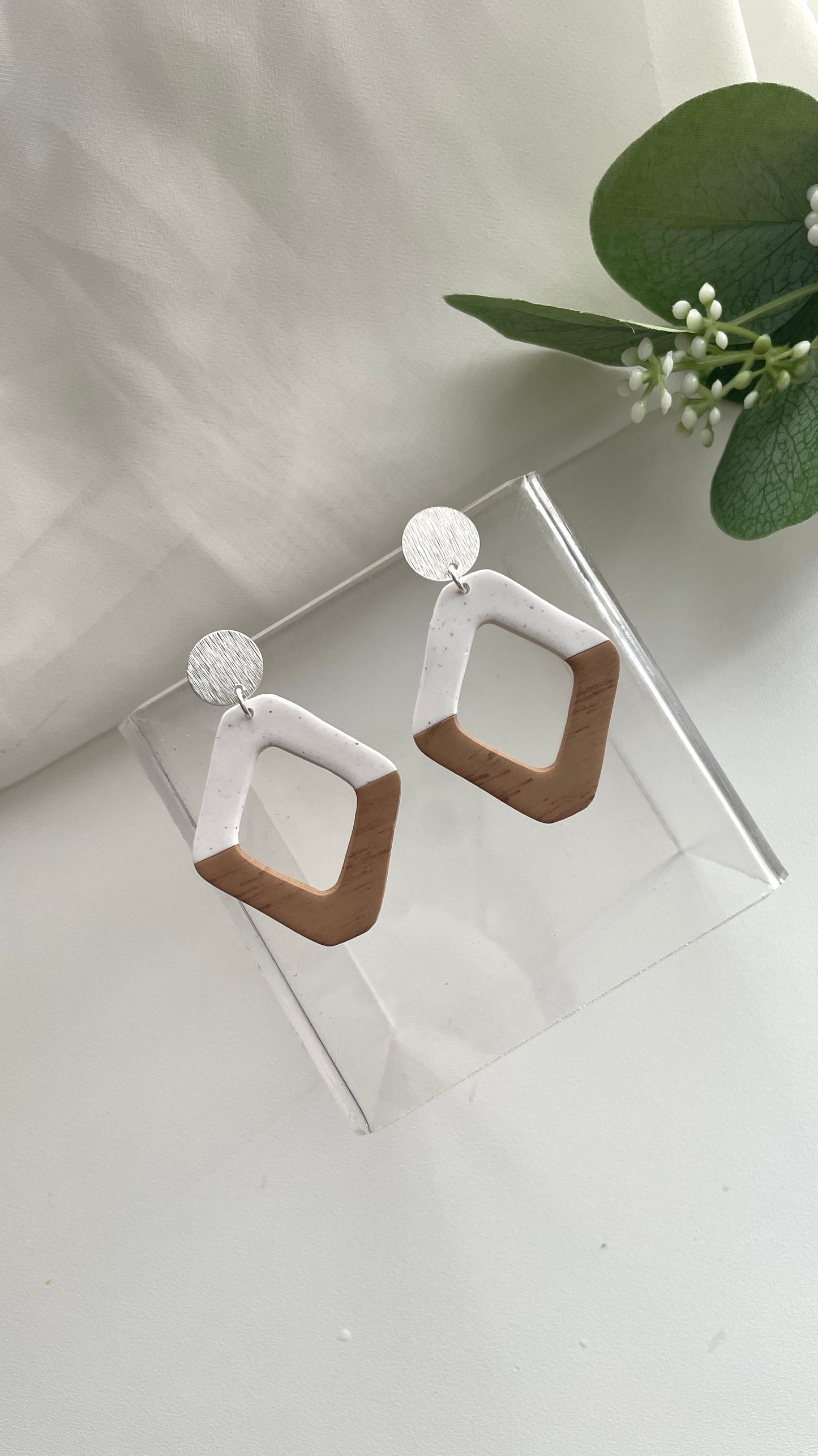 Wooden Granite Window Dangles