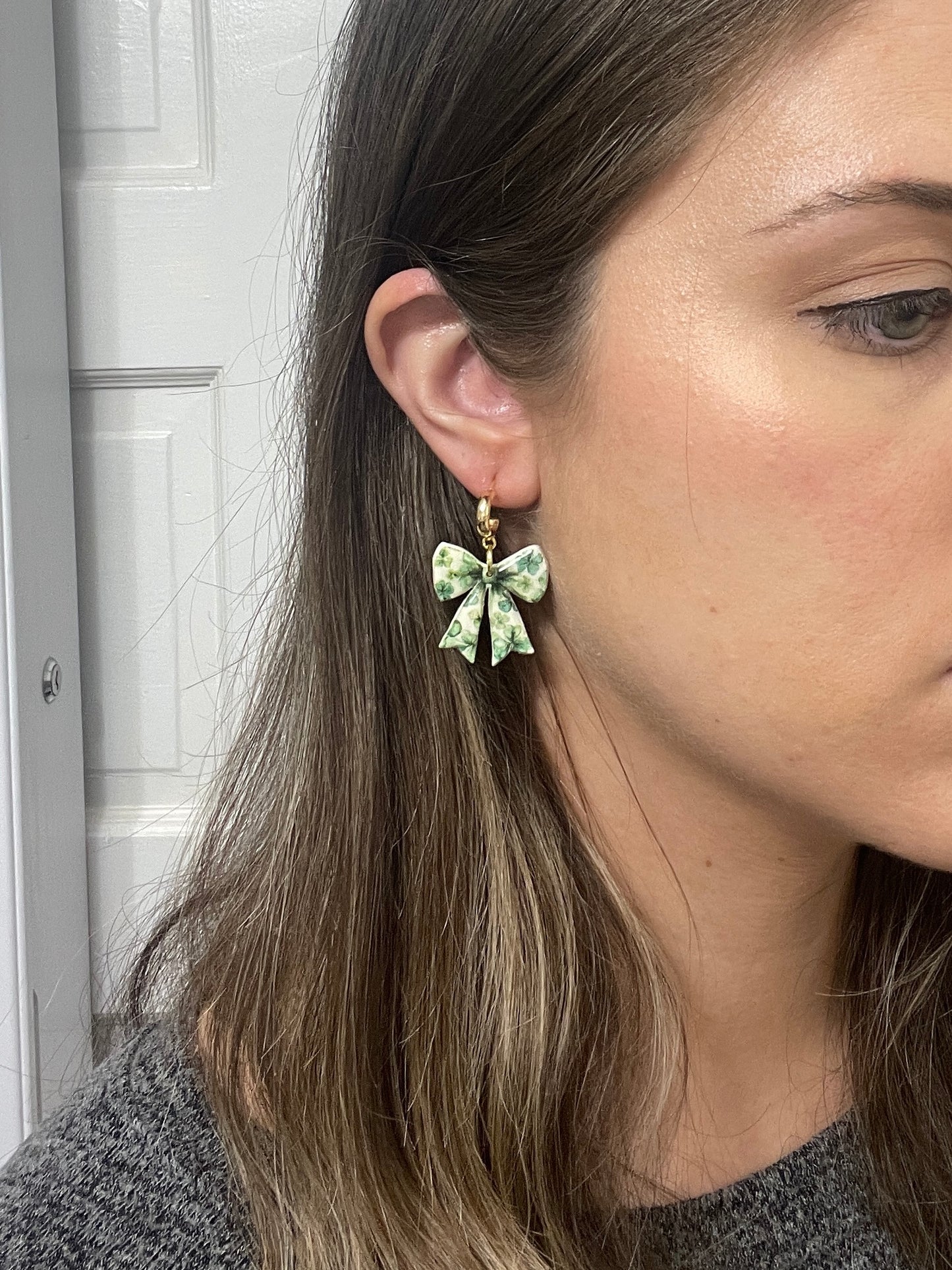 Clover Bows