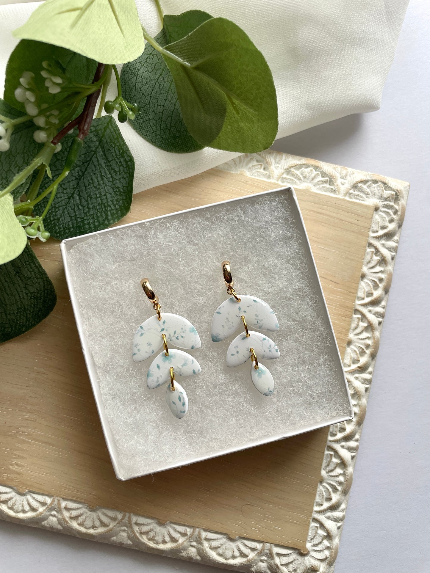 Leaflet Dangles