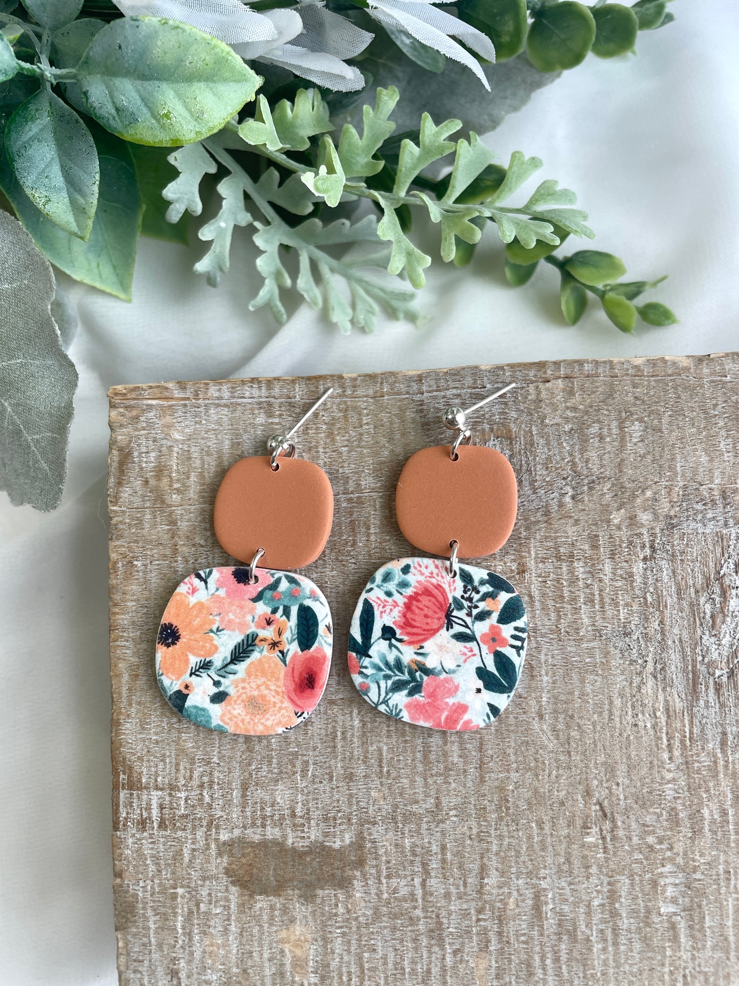 Vibrant Floral Anastasia