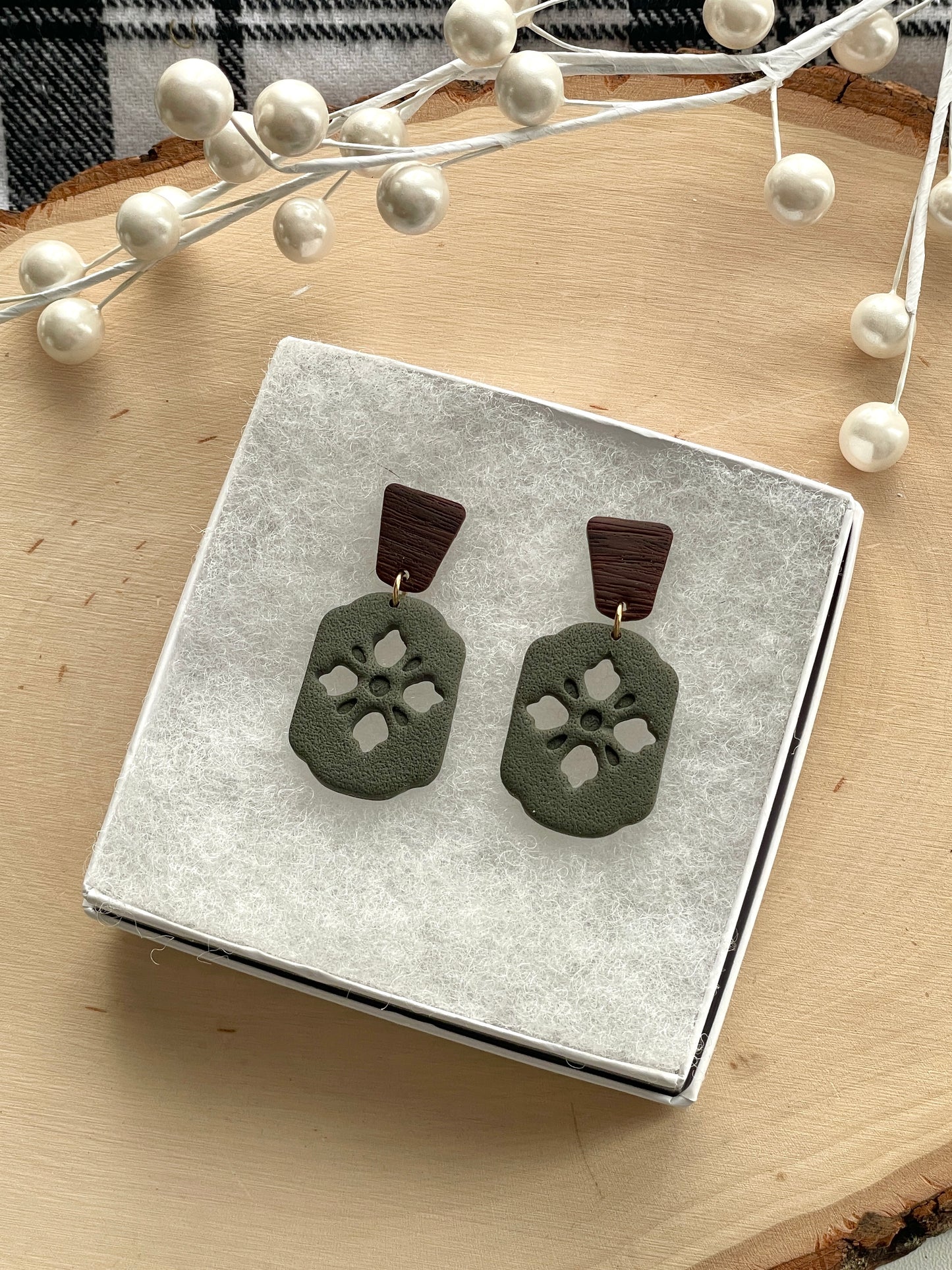 Faux Wooden Top Dangles