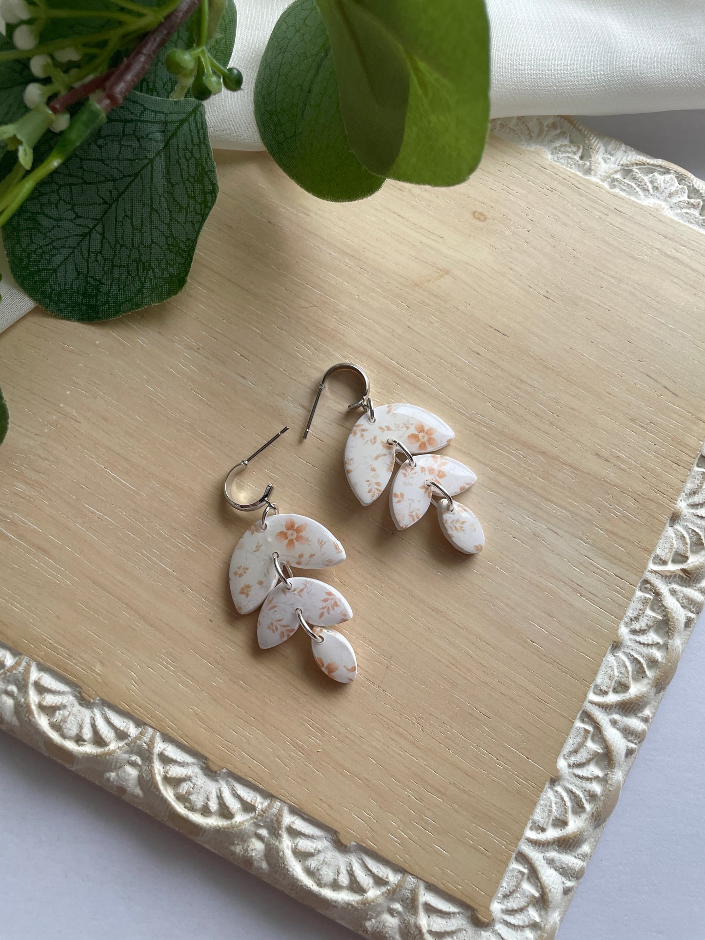 Leaflet Dangles