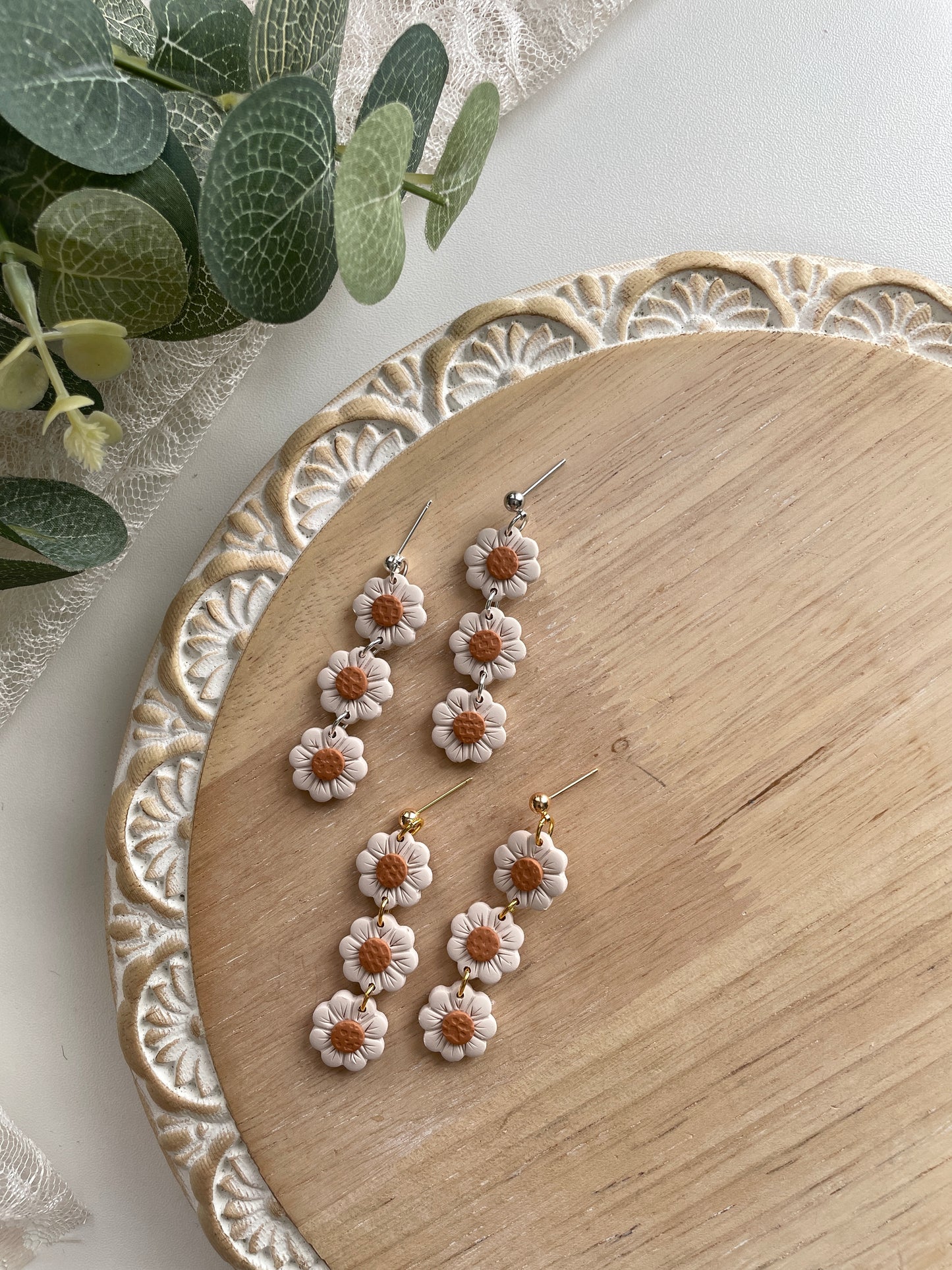 Trio Daisy Dangles -Wholesale