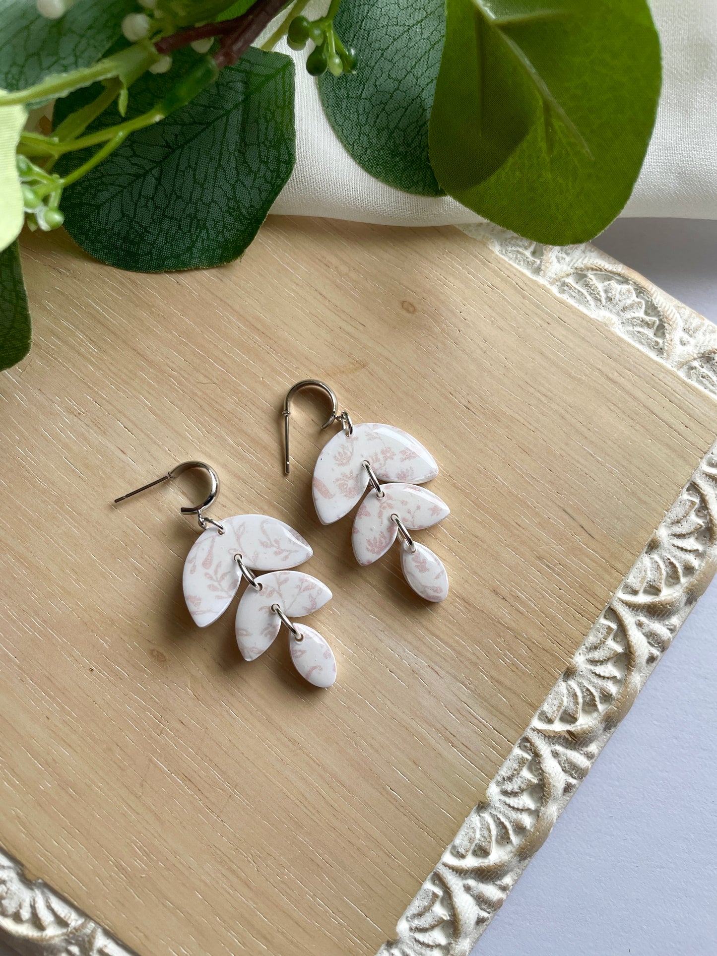 Leaflet Dangles