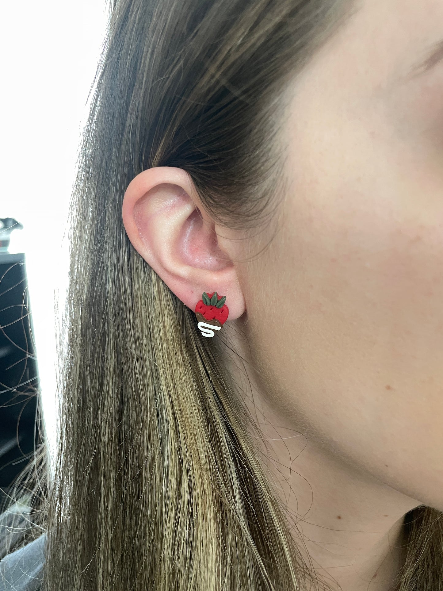 Chocolate Covered Strawberry Studs - Wholesale