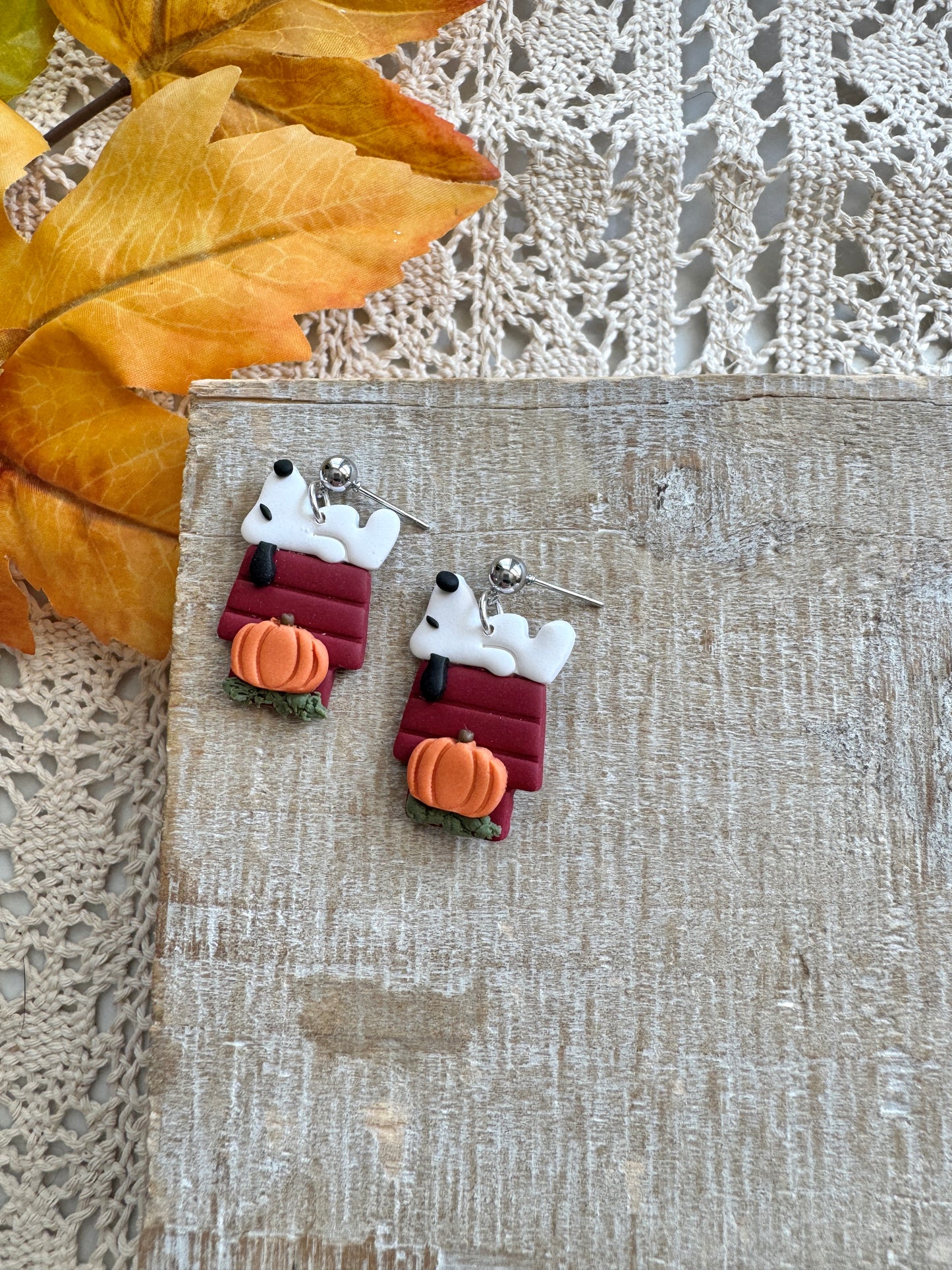 Snoopy Pumpkin Dangles