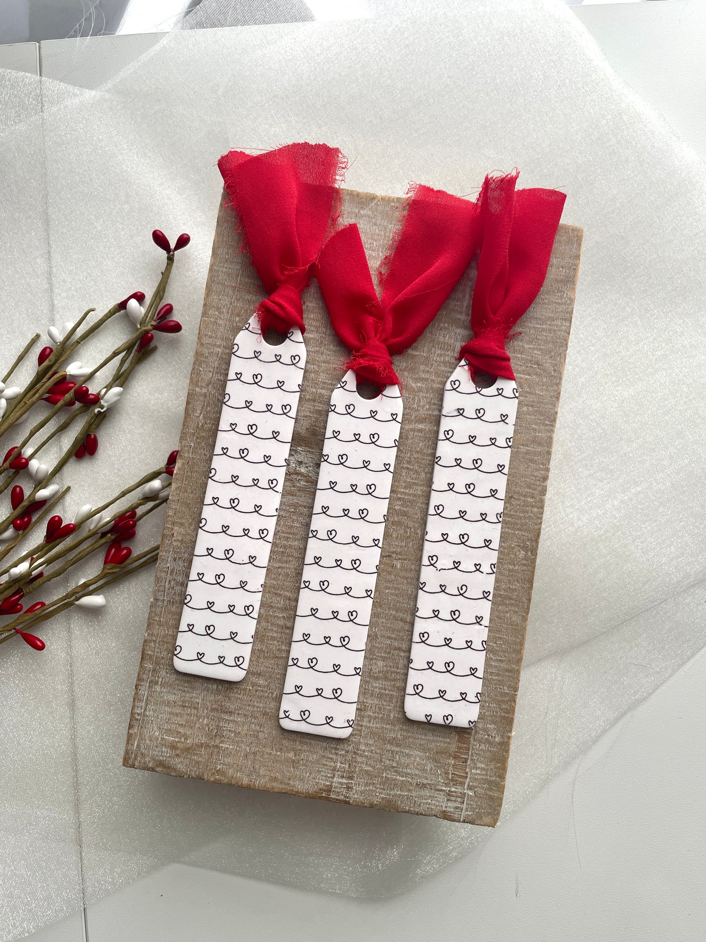 Black and White Heart Bookmark