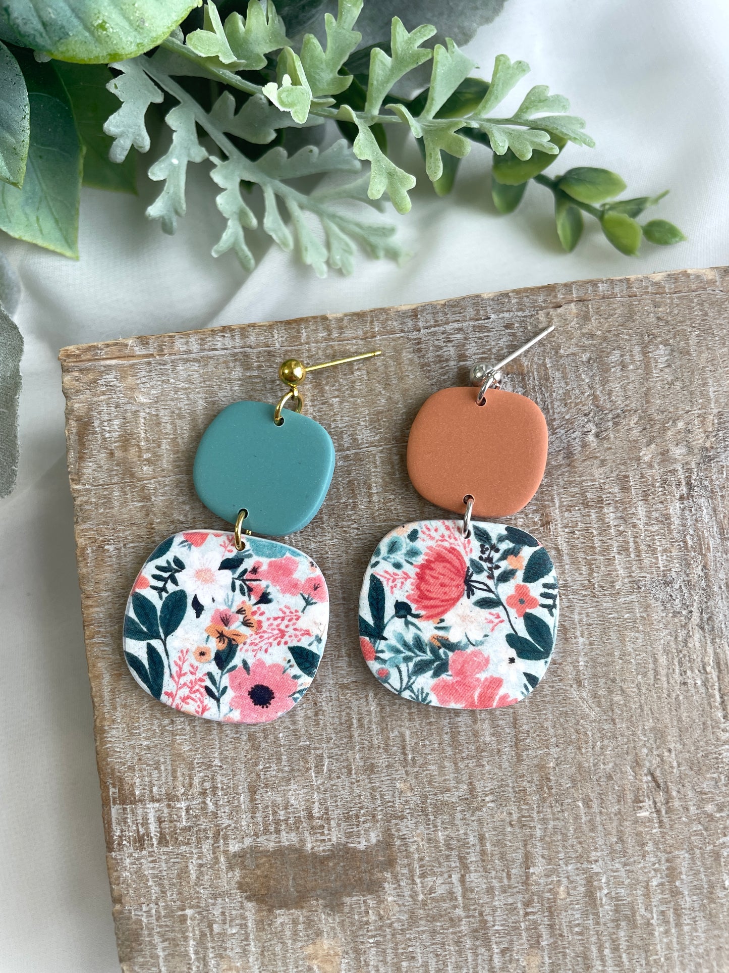 Vibrant Floral Anastasia