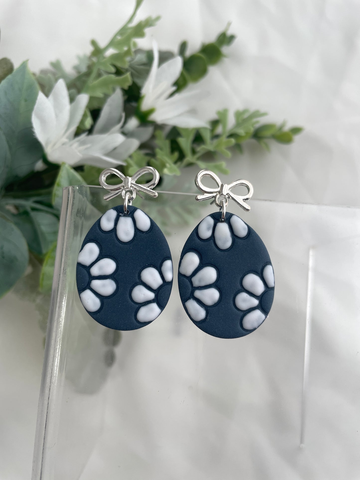 Daisy Egg Dangles