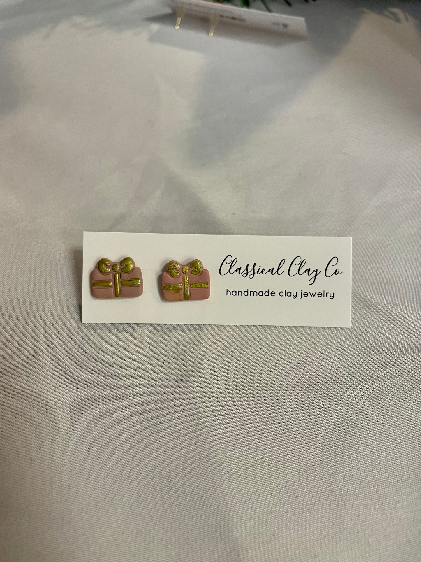 Present Studs - Wholesale
