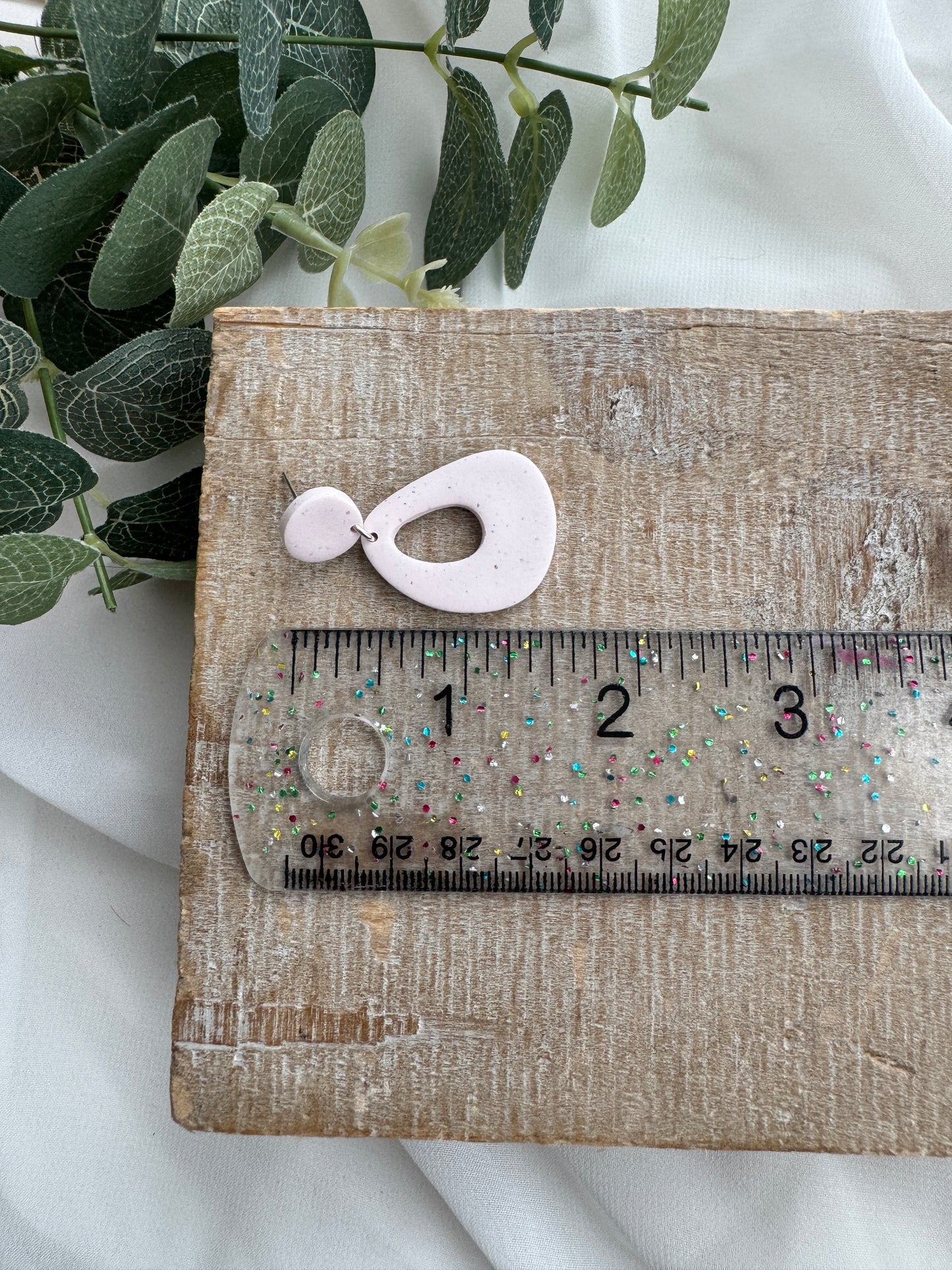 Organic Speckled Dangles