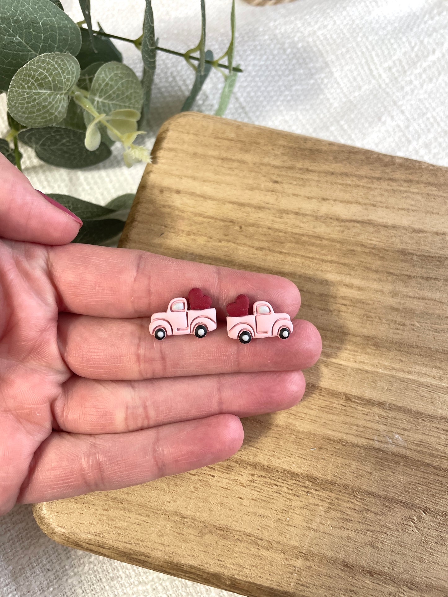Pink Truck Studs Wholesale