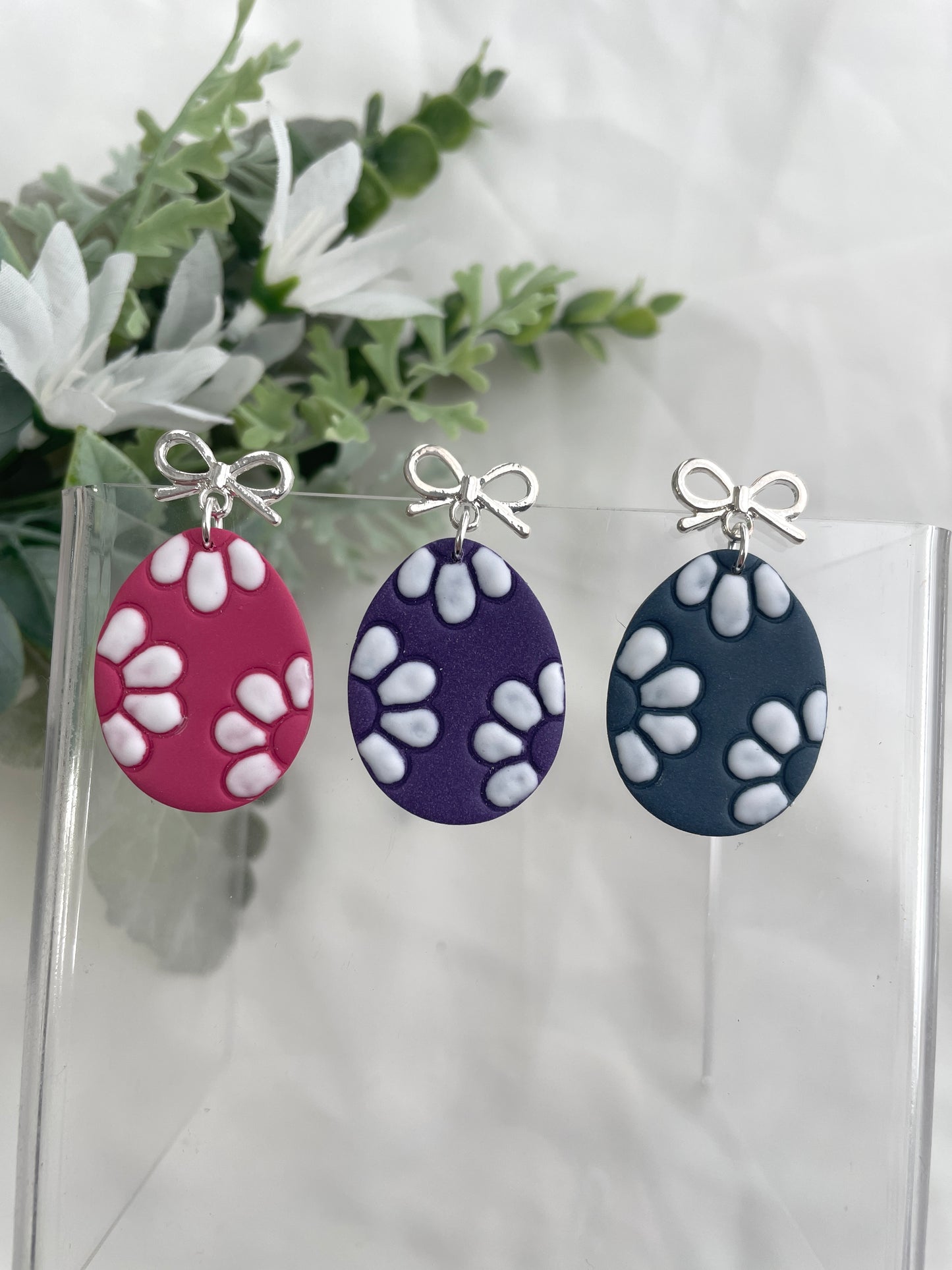 Daisy Egg Dangles