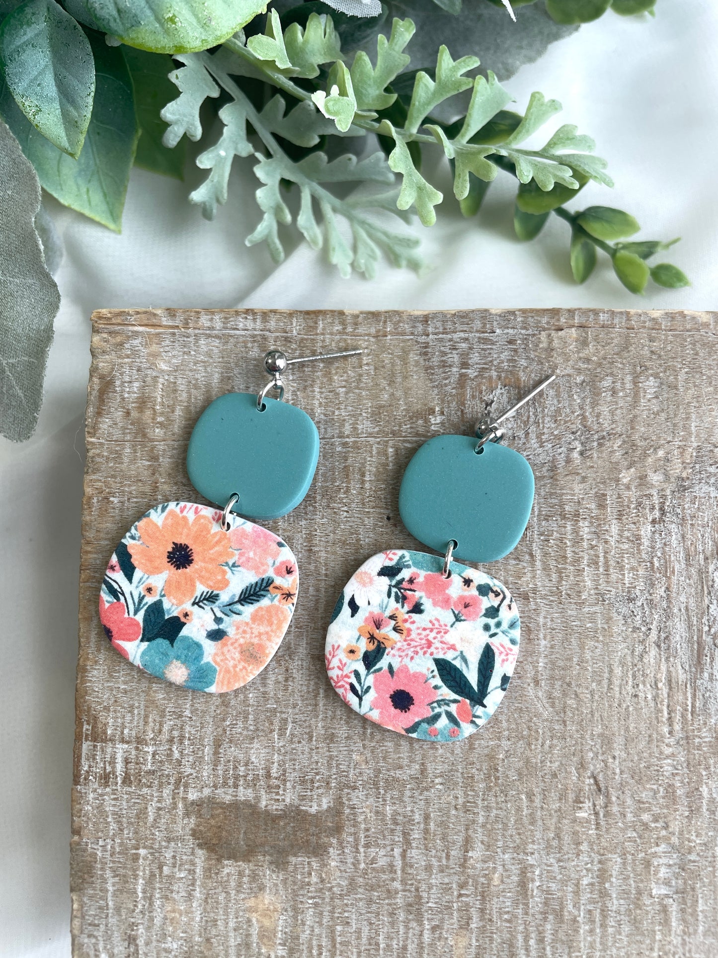 Vibrant Floral Anastasia