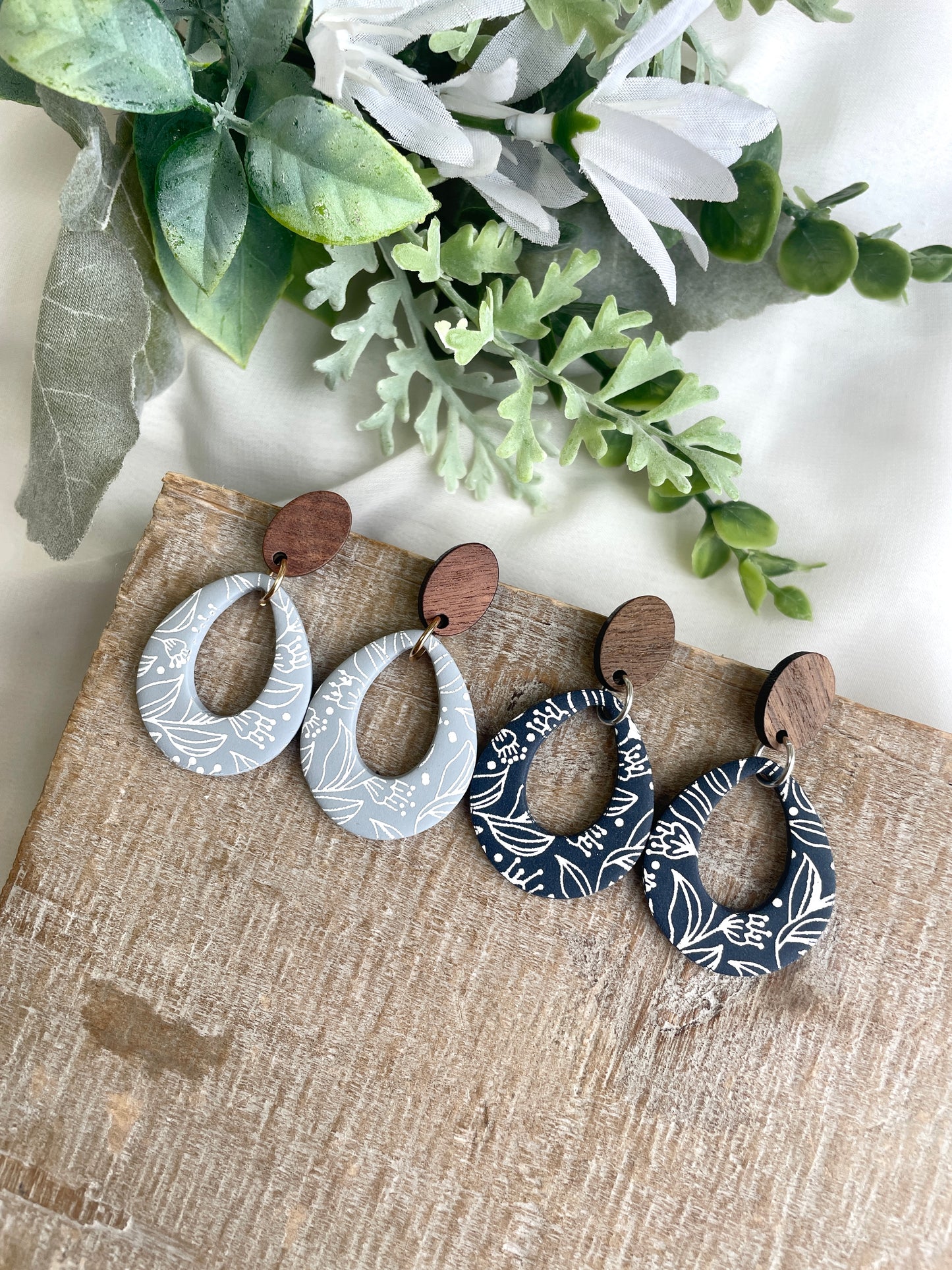 Boho Blue Vines