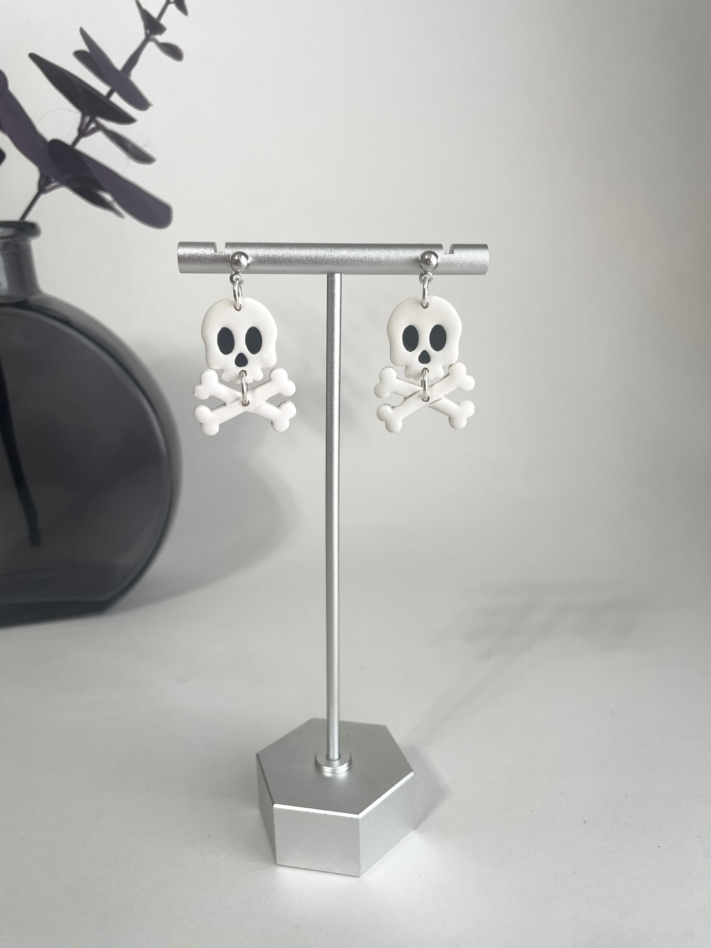 Classic Skull and Bones