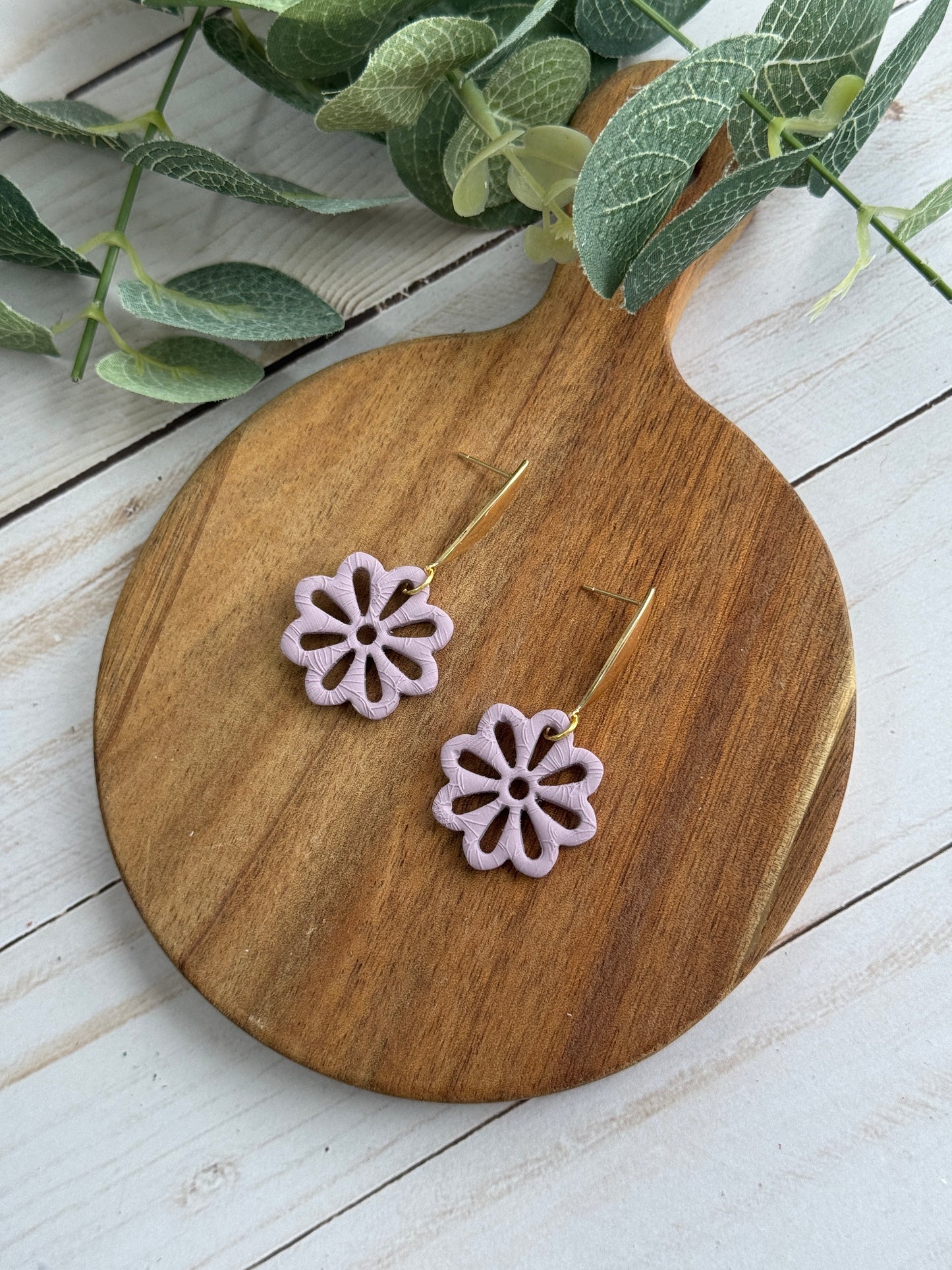Cutout Daisy Dangles