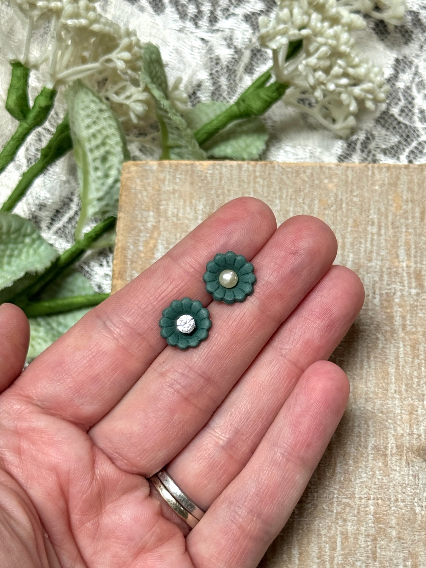 Arlene - Clay Base Only- Interchangeable Studs