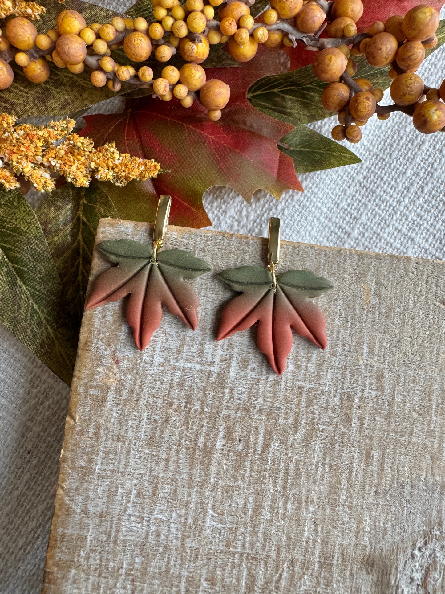 Ombre Maple Leaves
