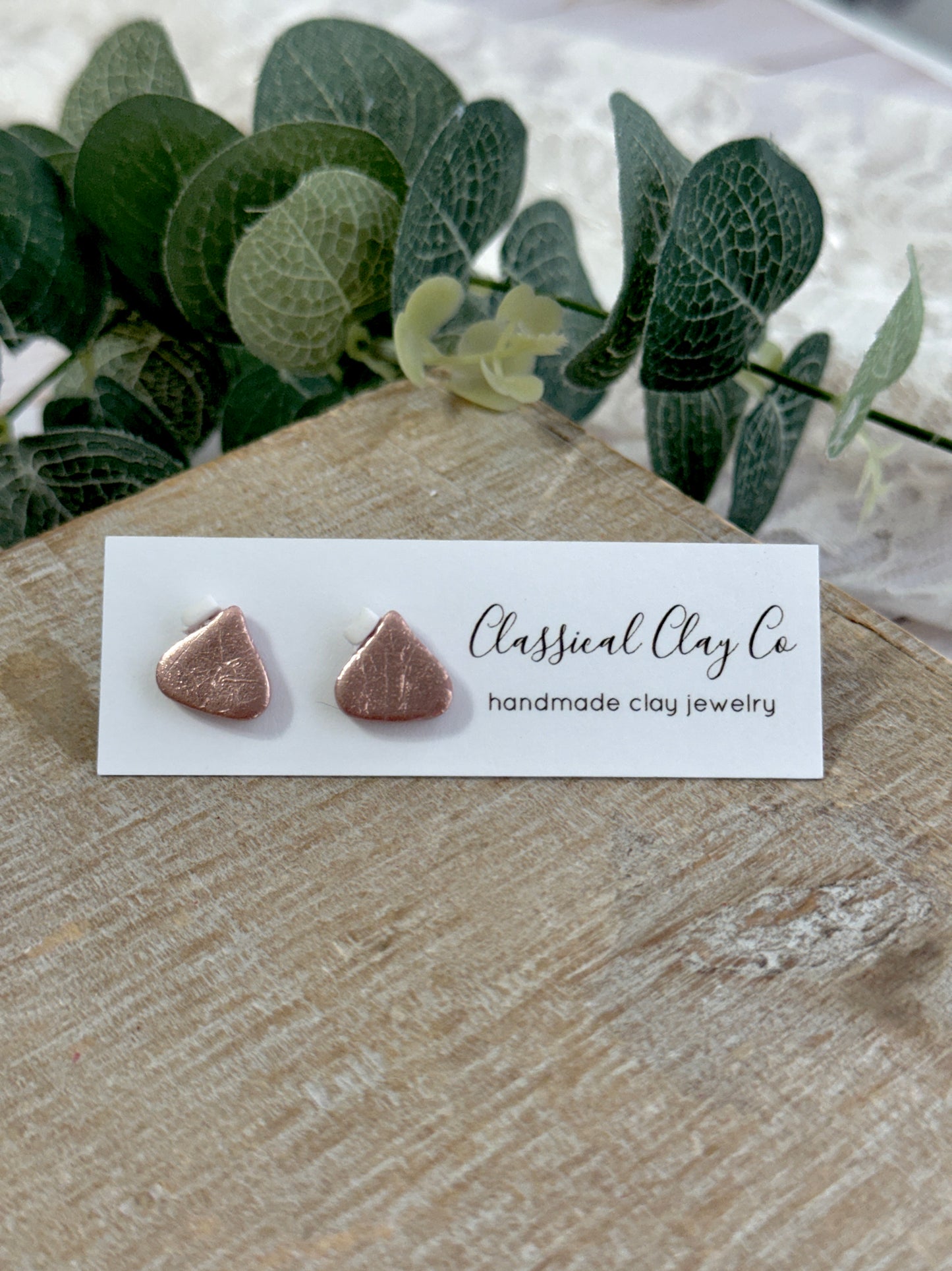 Chocolate Kiss Studs