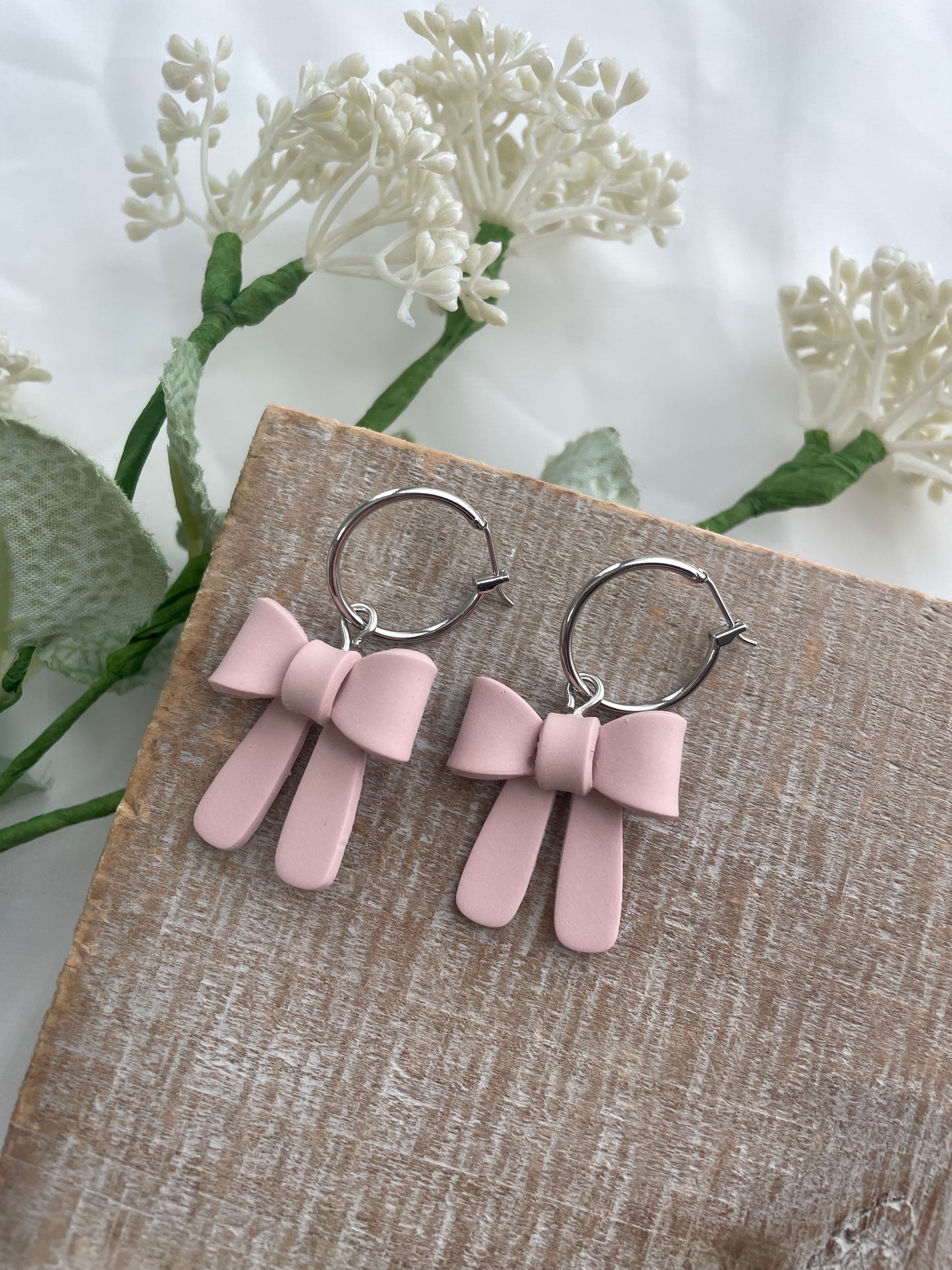 Bow Hoops