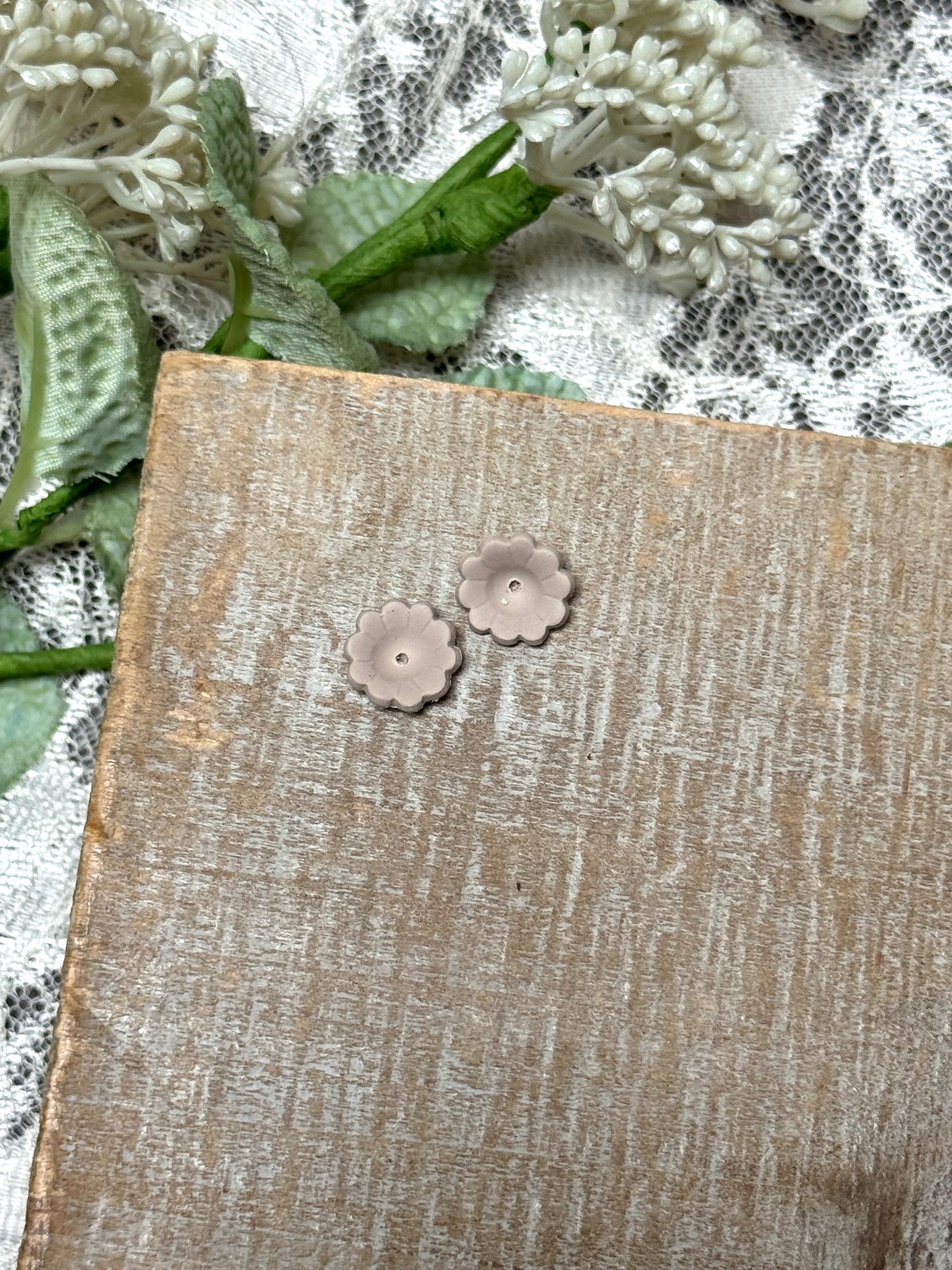 Arlene - Clay Base Only- Interchangeable Studs