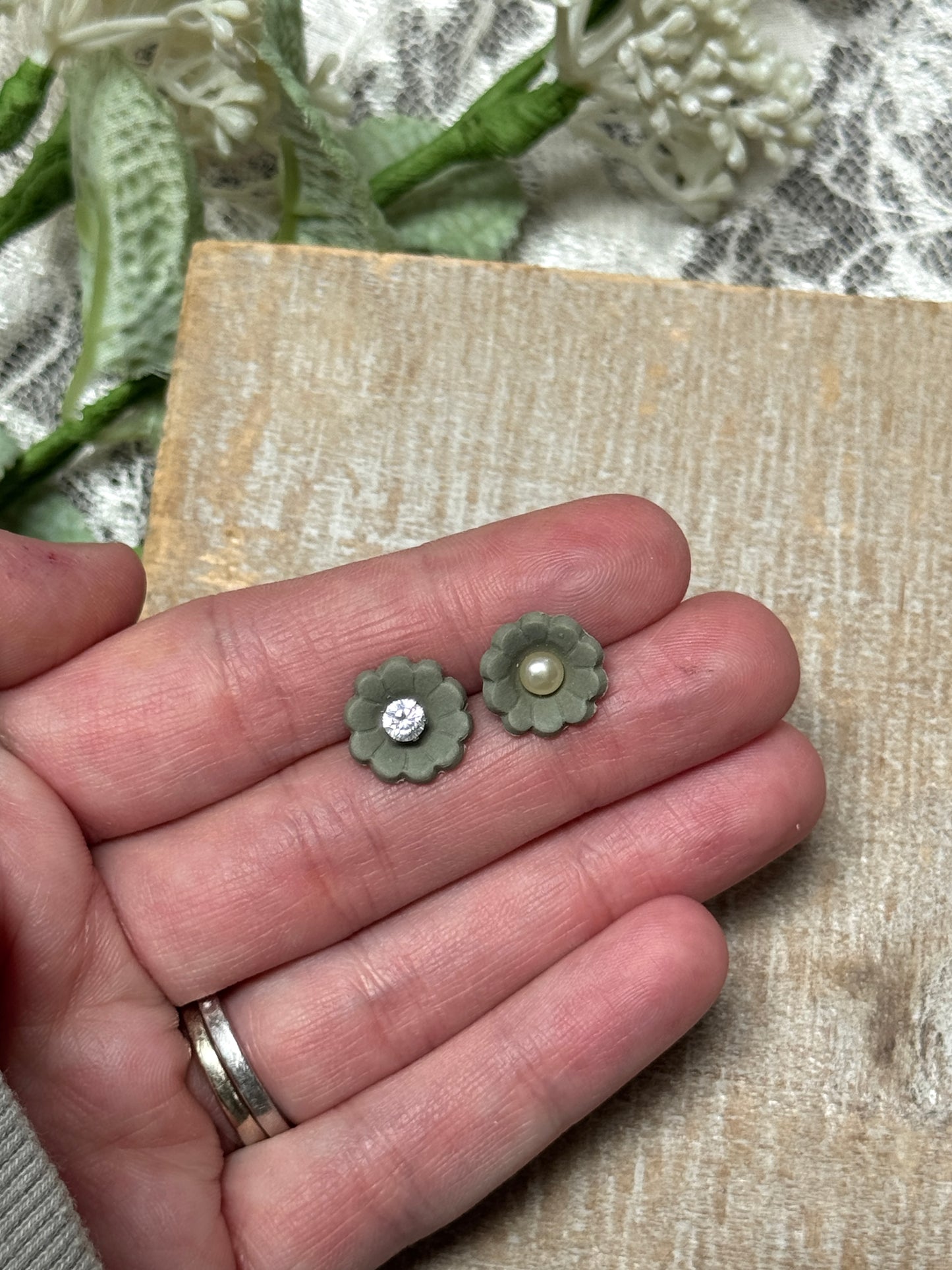 Arlene - Clay Base Only- Interchangeable Studs