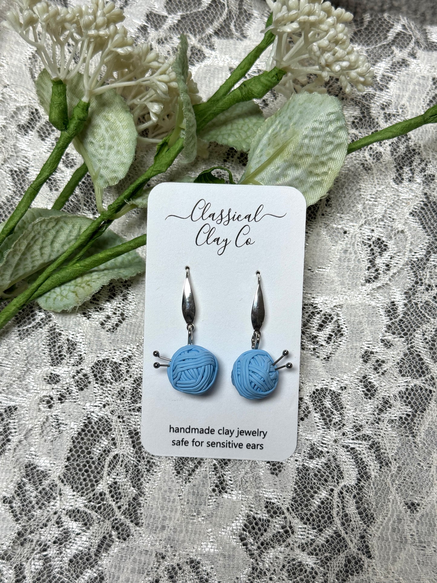 Ball of Yarn Dangles