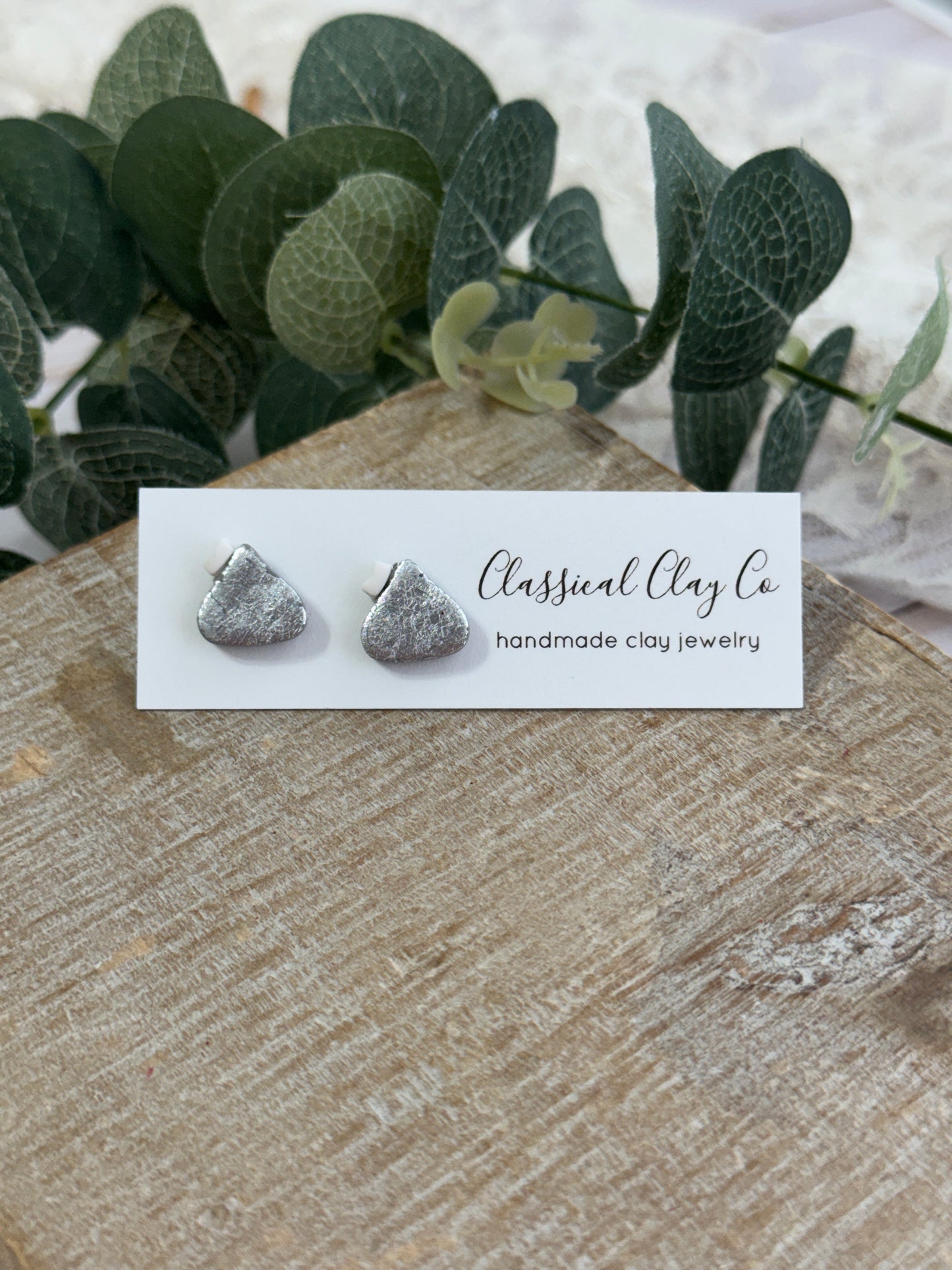 Chocolate Kiss Studs