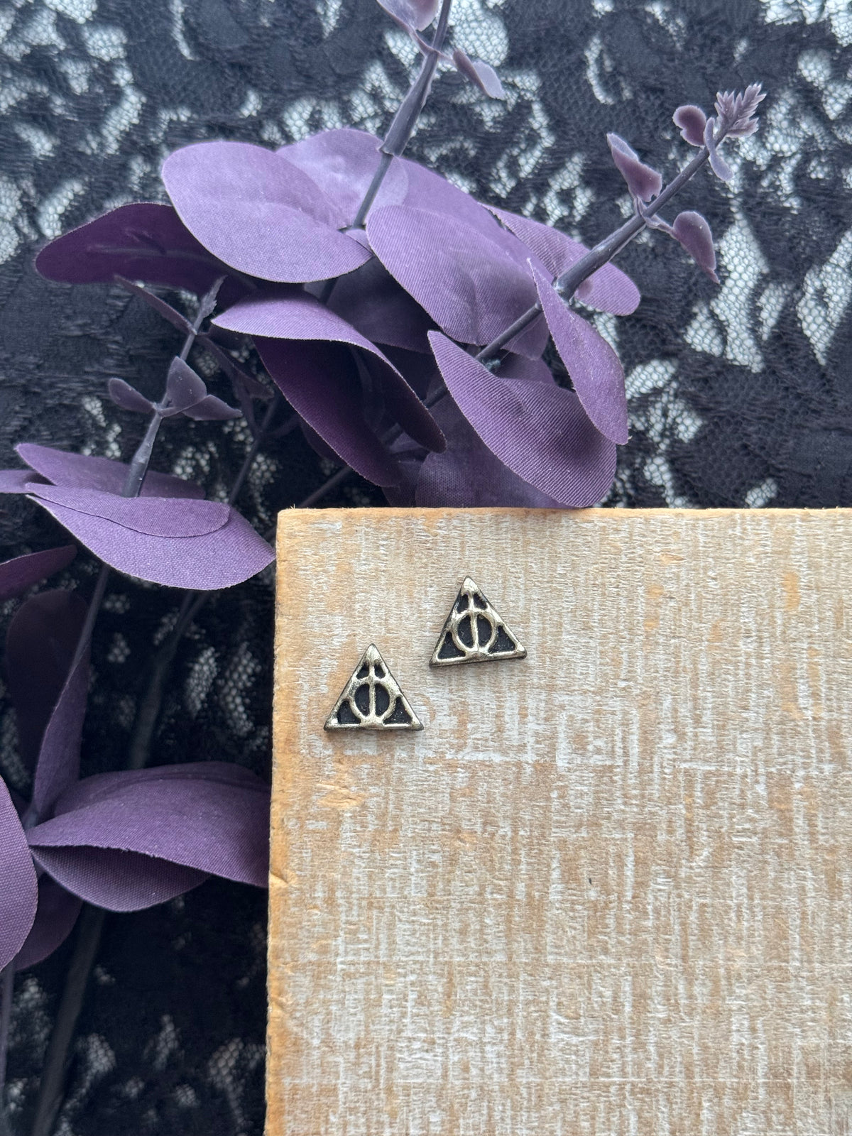 Wizard Hallow Studs