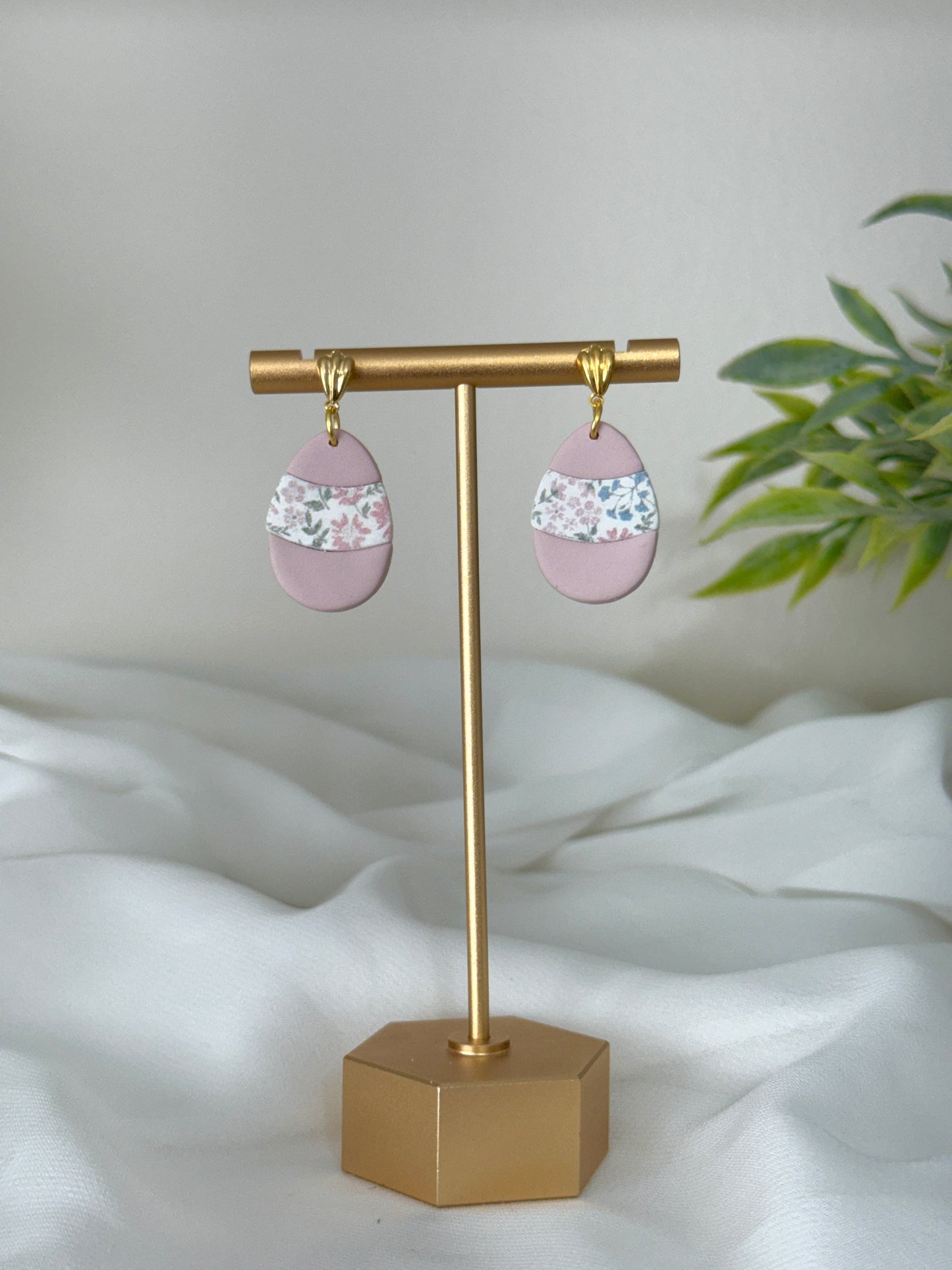 Pastel Easter Eggs