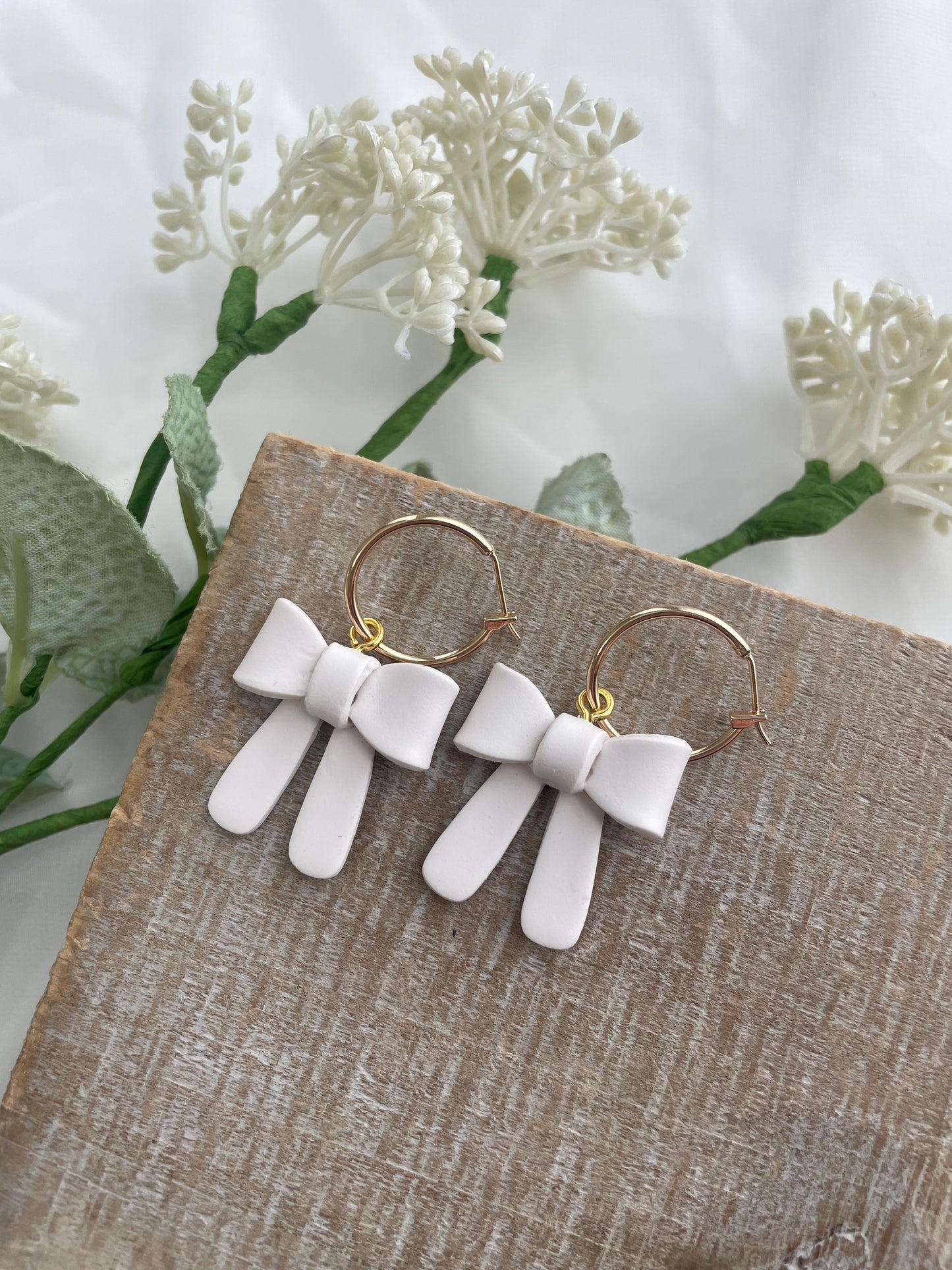 Bow Hoops