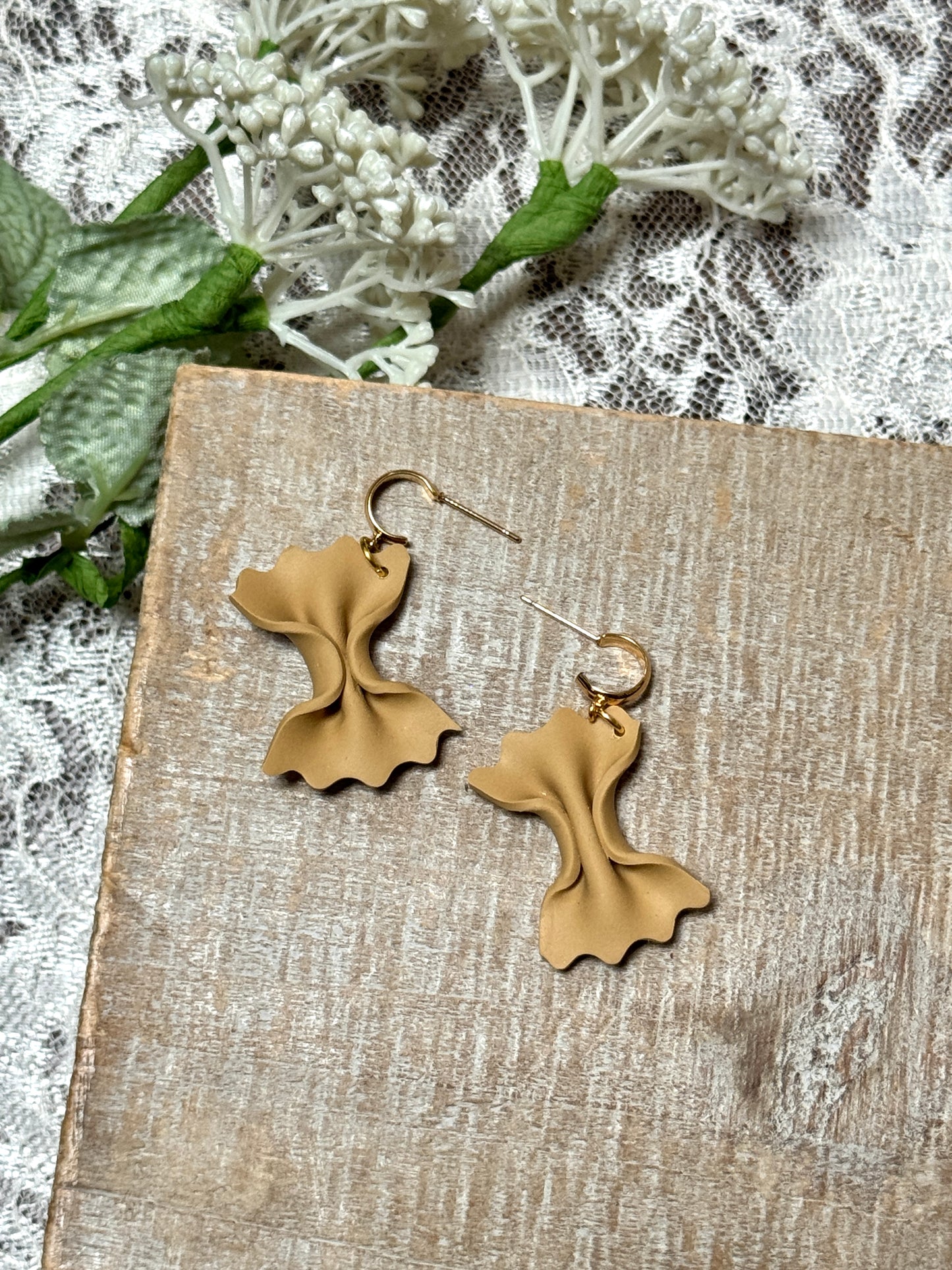 Farfalle Dangles