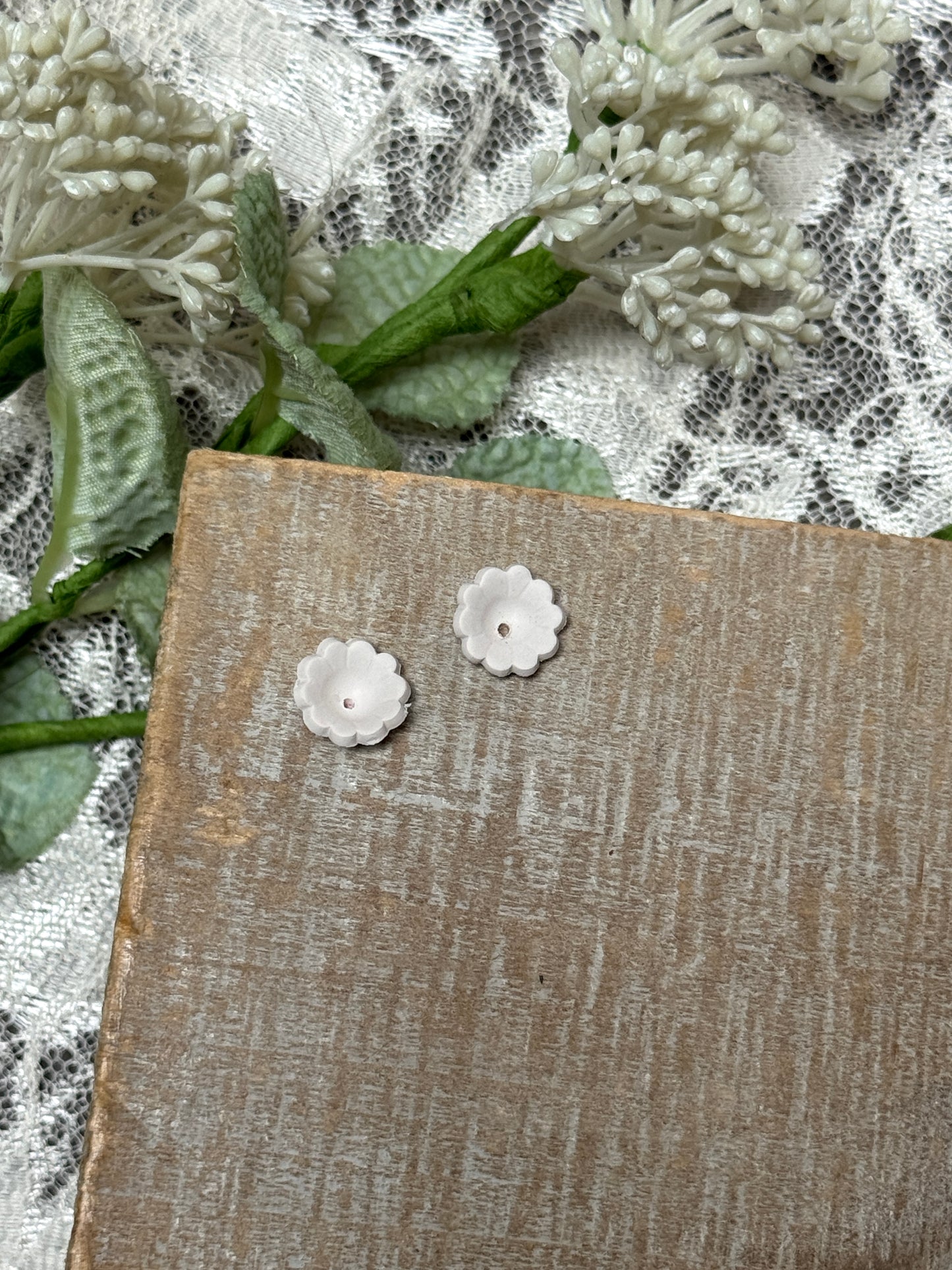 Arlene - Clay Base Only- Interchangeable Studs